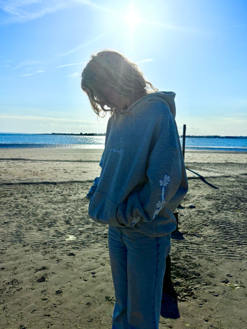 Hibiscus Hoodie - Flower Grey