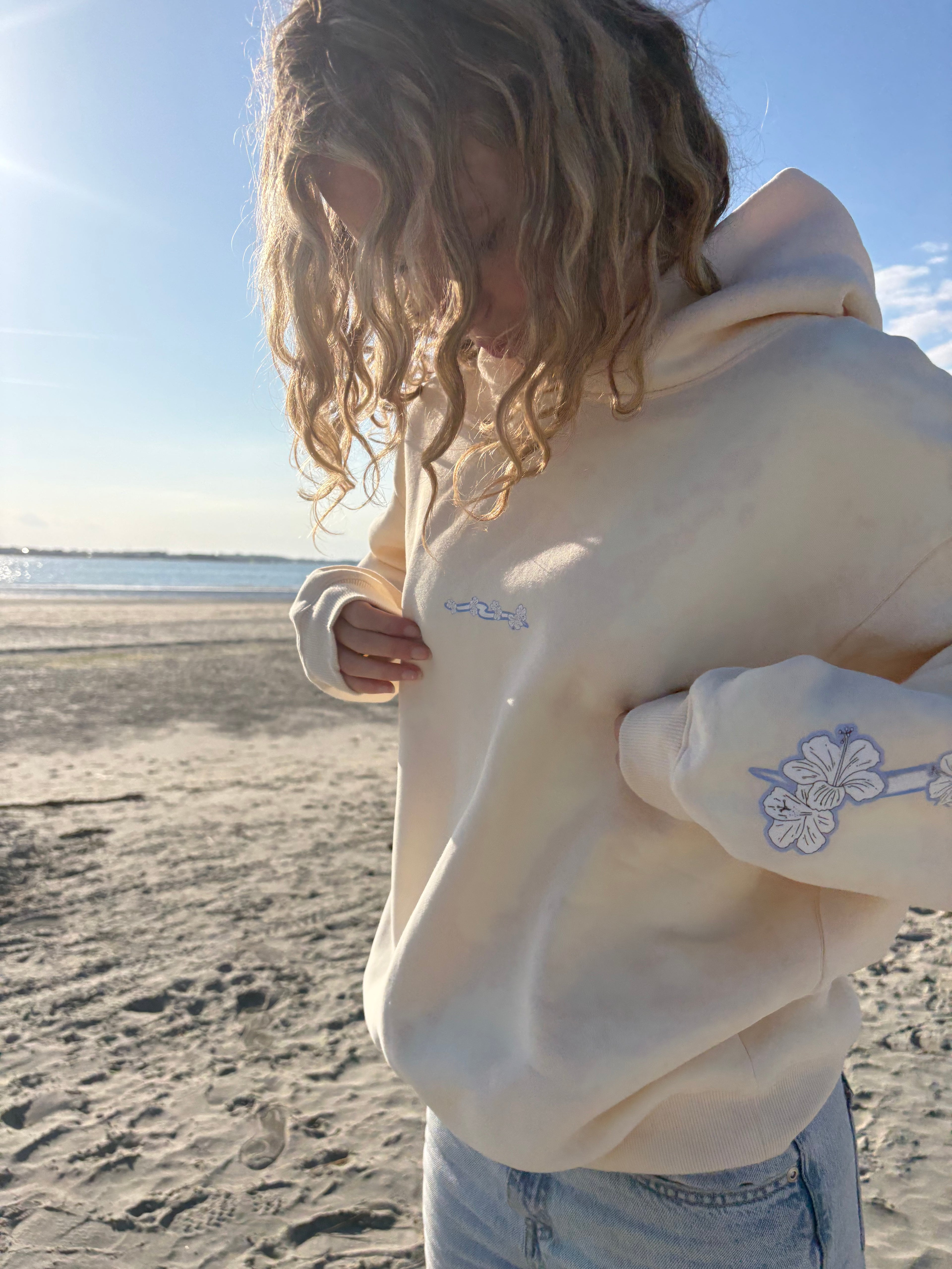 Hibiscus Hoodie - Cream Apricot